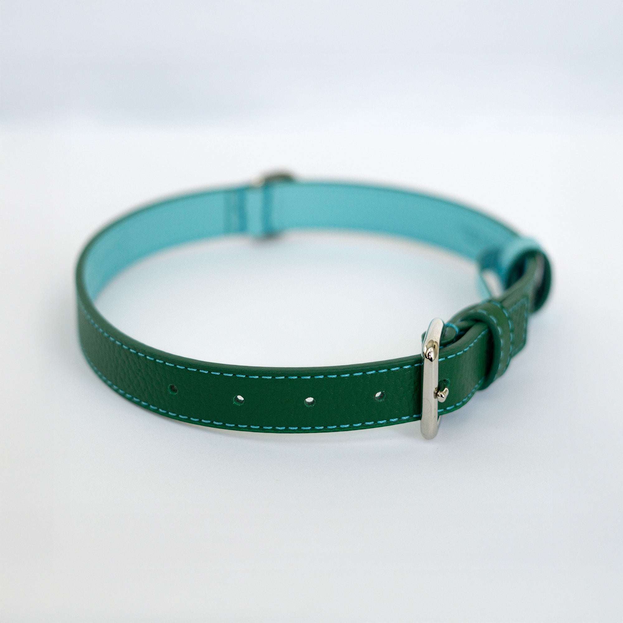 Capri Classic Fit Collar