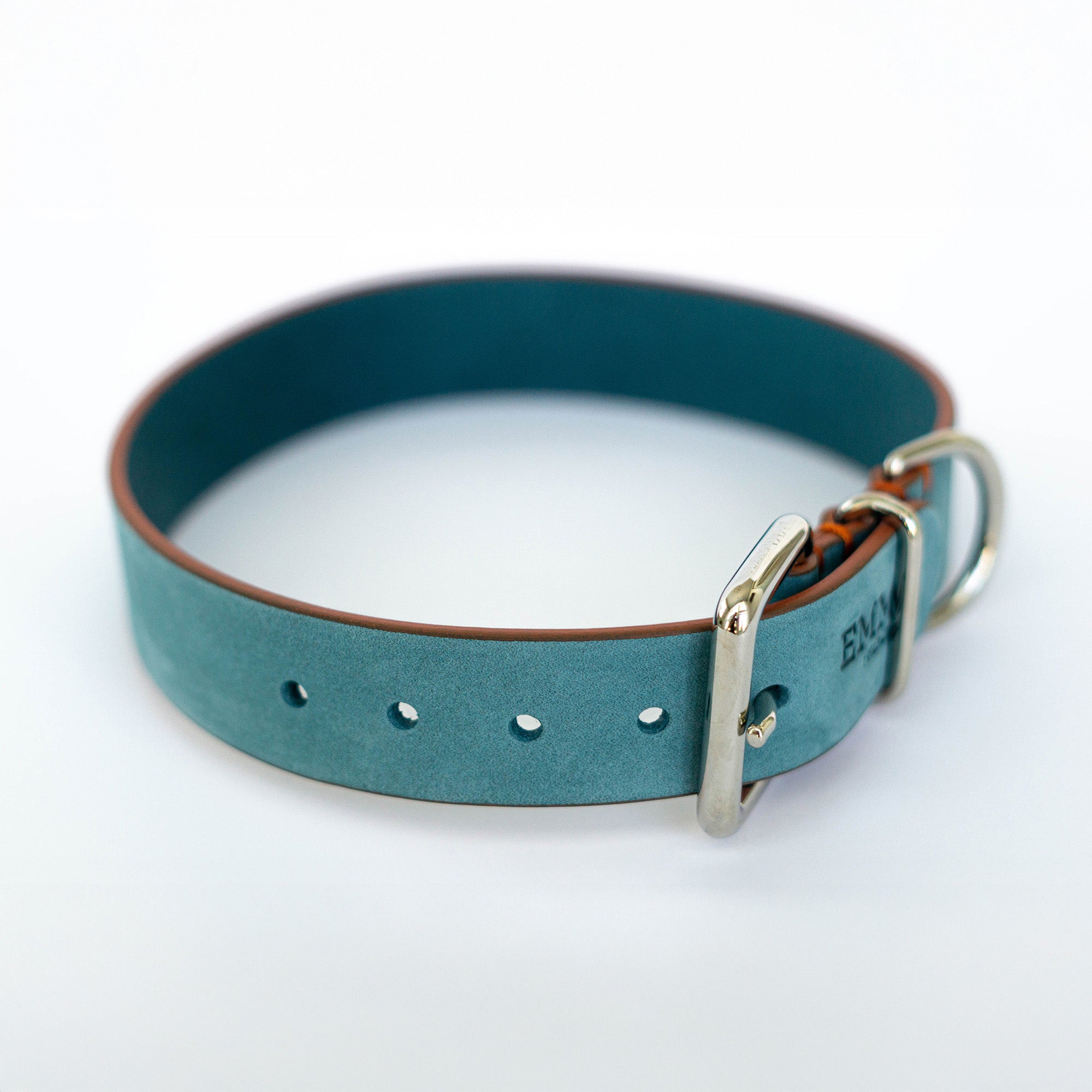 Nubuck Celestial Classic Fit Collar
